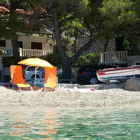 Apartments By The Sea Brela, Makarska - 16065 外观 照片