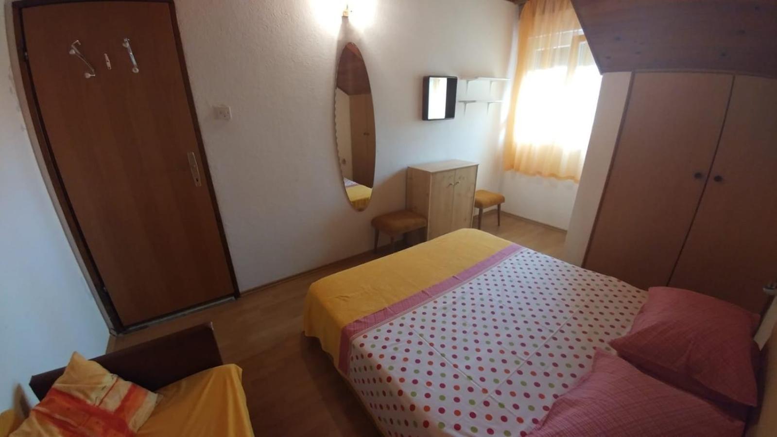 Apartments By The Sea Brela, Makarska - 16065 客房 照片