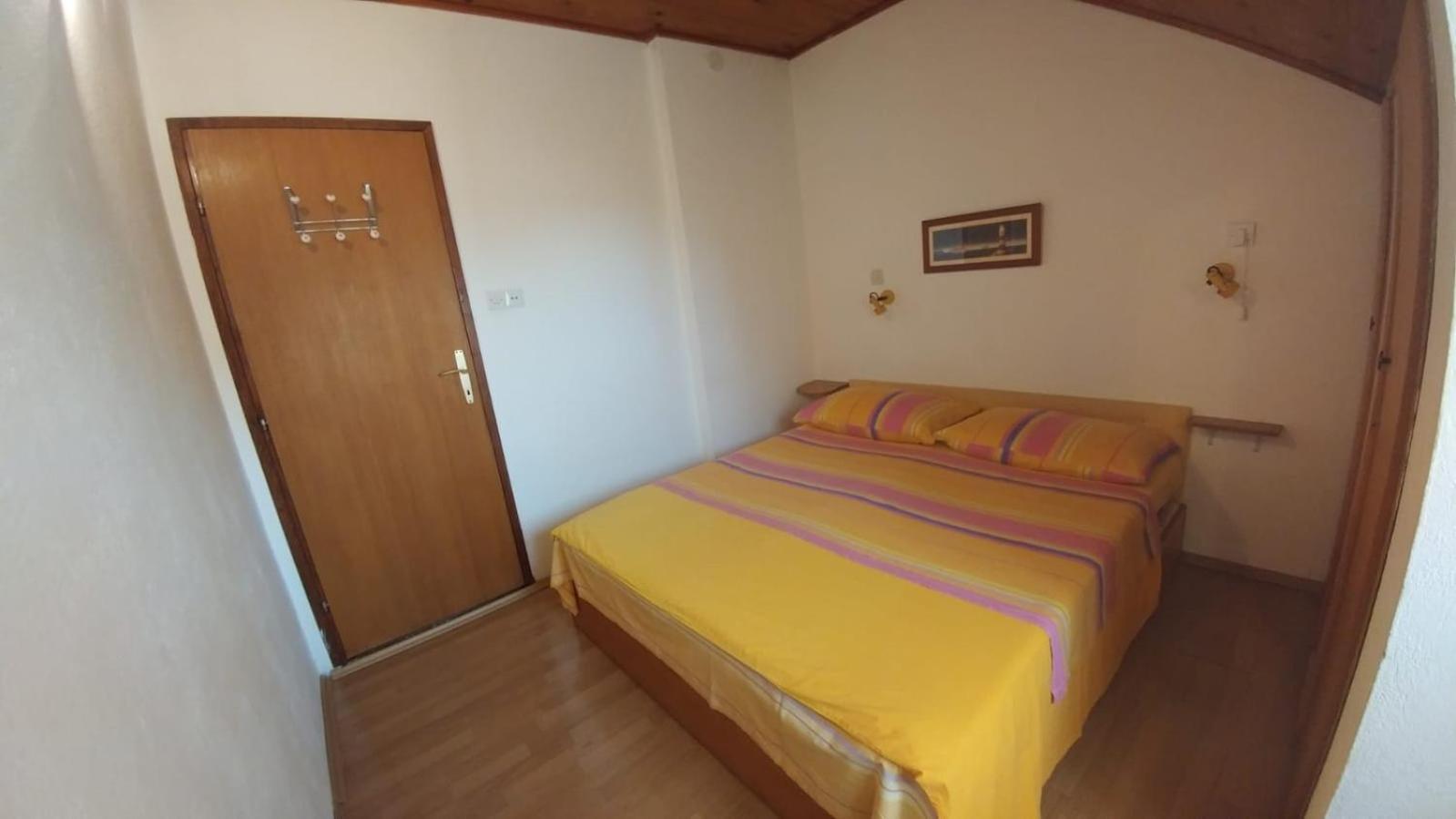 Apartments By The Sea Brela, Makarska - 16065 客房 照片